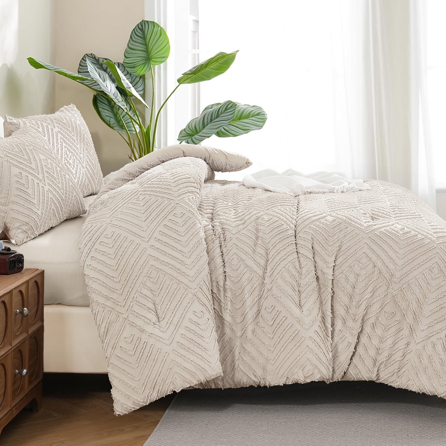 ANGENIA King Size Comforter Set with Sheet, 7 Pieces Beige Bed in a Bag Boho Cream Soft Lightweight Fluffy Tufted All Season Bed Set with Comforter, Sheets, Pillowcases & Shams